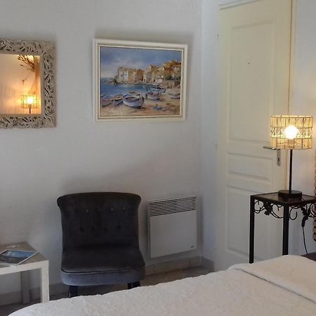 Bed and Breakfast Les Chardons Bleus Lorgues Exterior foto