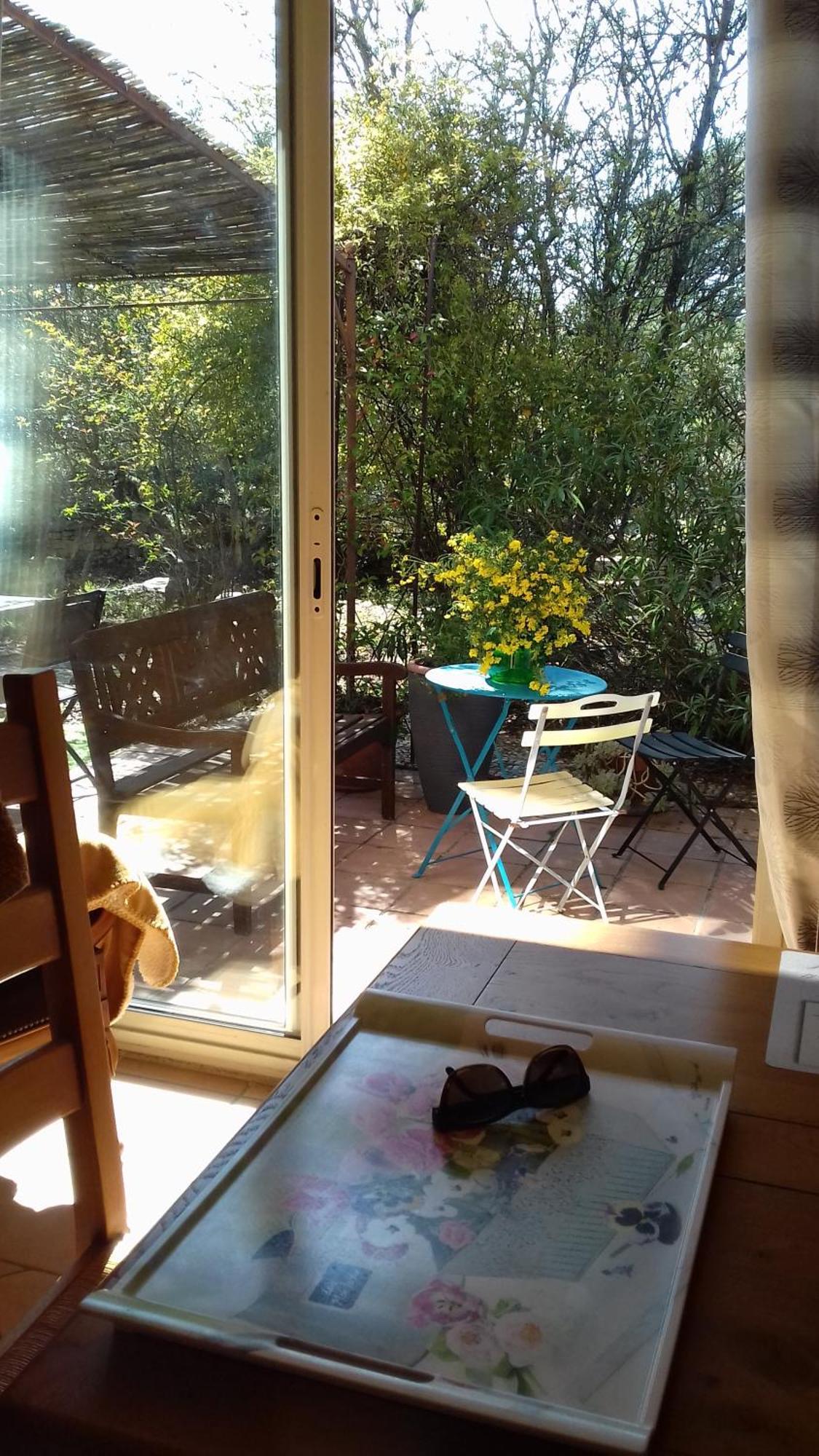 Bed and Breakfast Les Chardons Bleus Lorgues Exterior foto